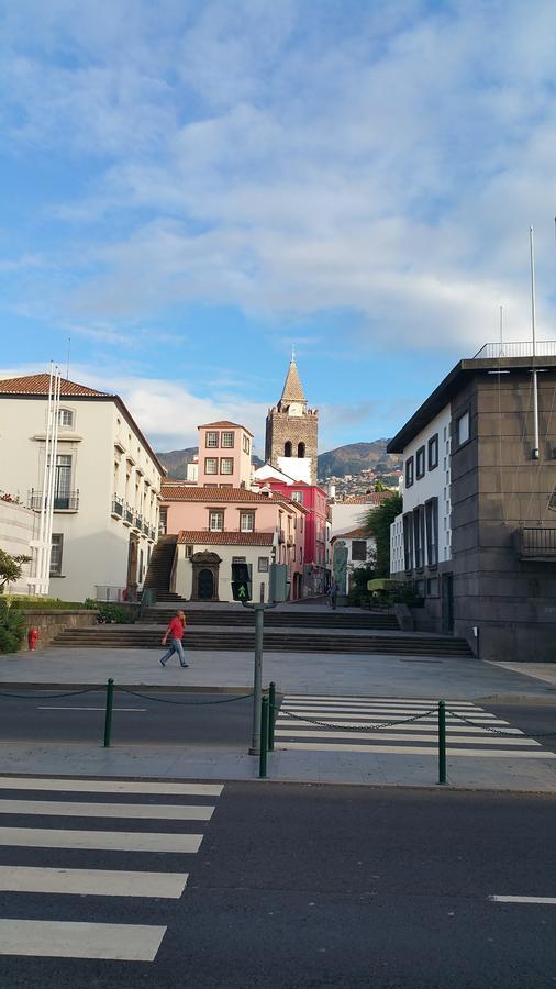 Edificio Charles 301 Διαμέρισμα Φουνκάλ Εξωτερικό φωτογραφία